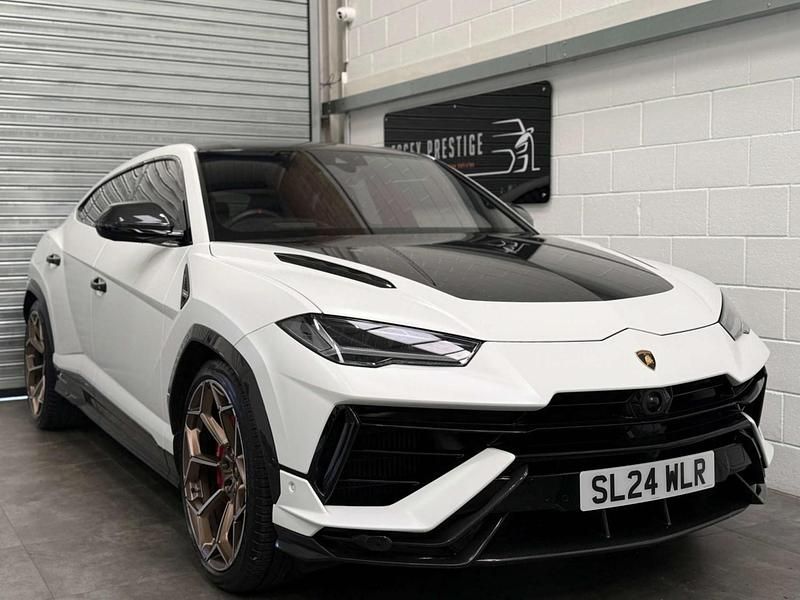 Used Lamborghini Urus 2024 White SUV