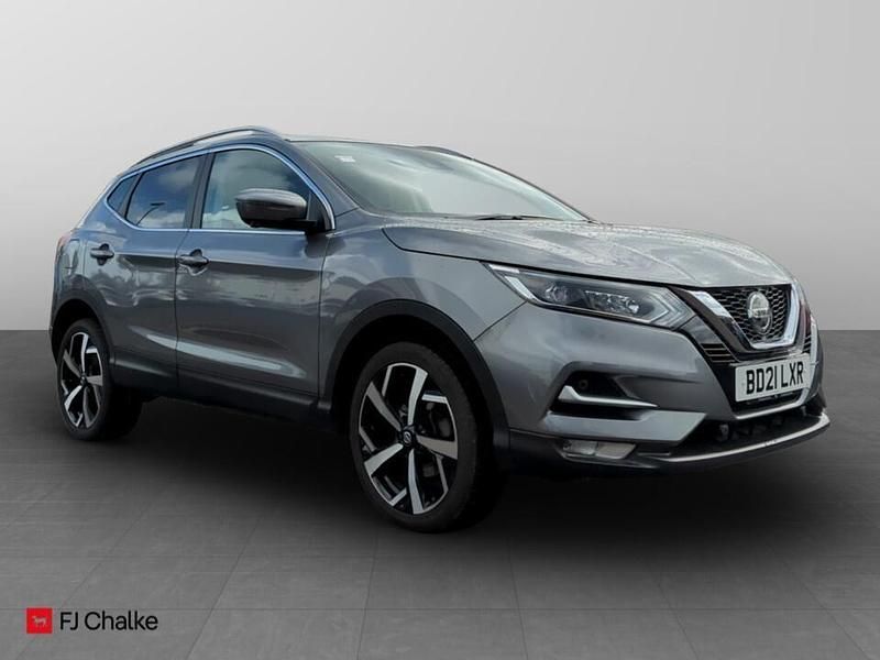 Grey Used 2021 Nissan Qashqai N-Motion SUV | £15,990 (Fair price) - Image 1/4