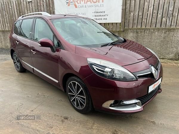 Red Used 2016 Renault Grand Scénic IV Dynamique MPV | £4,750 (Fair price) - Image 1/4