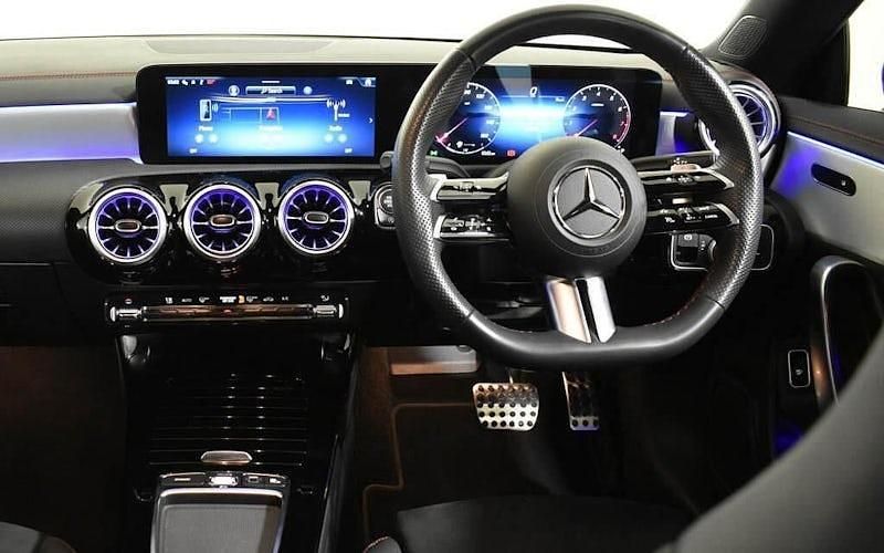 Used Mercedes CLA180 Executive 136 HP (100 kW) 2025 Sedan