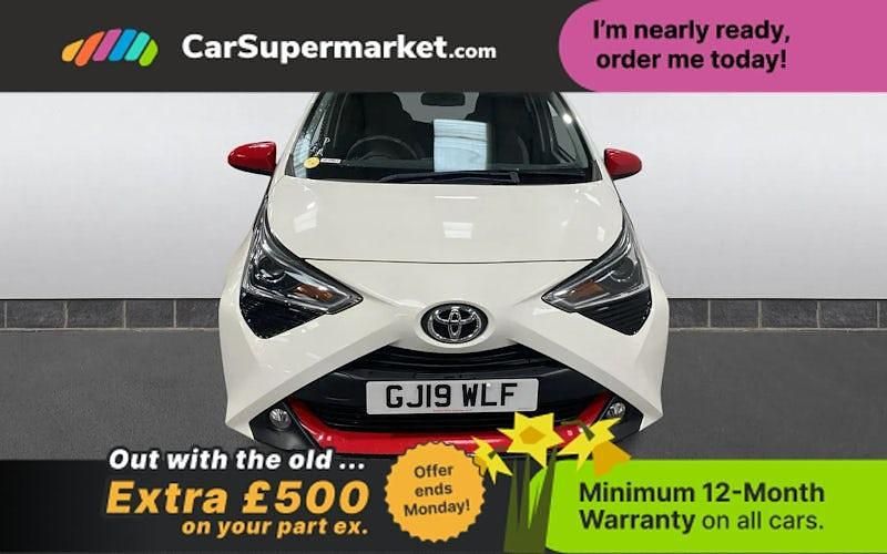 Used Toyota Aygo Trend 72 HP (52 kW) 2019 White Hatchback