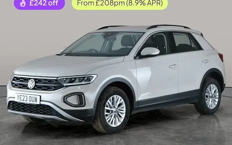 Begagnad VW T-Roc Life 110 HK (80 kW) 2023 SUV