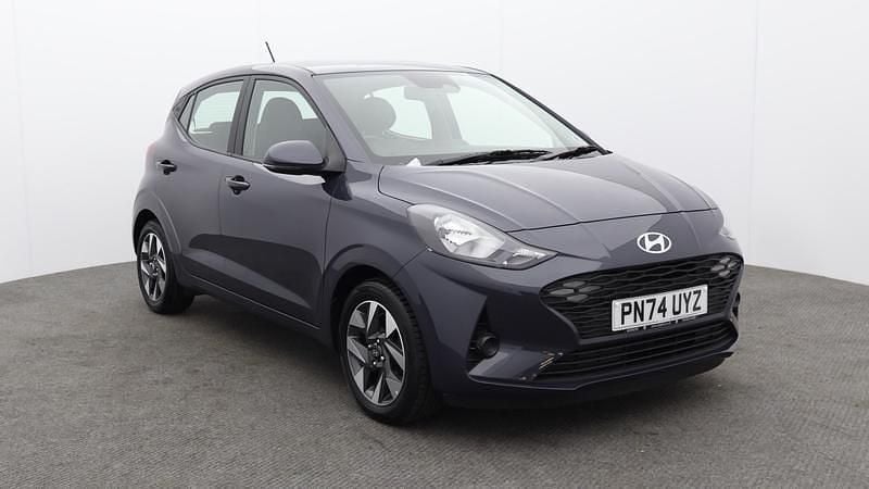 Used Hyundai i10 Advanced 79 HP (58 kW) 2024 Grey Hatchback