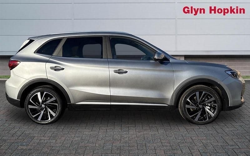 Used MG ZS Trophy 196 HP (144 kW) 2025 Silver SUV