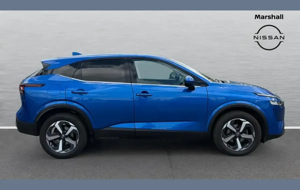 Used Nissan Qashqai N-Connecta 155 HP (114 kW) 2023 Blue SUV