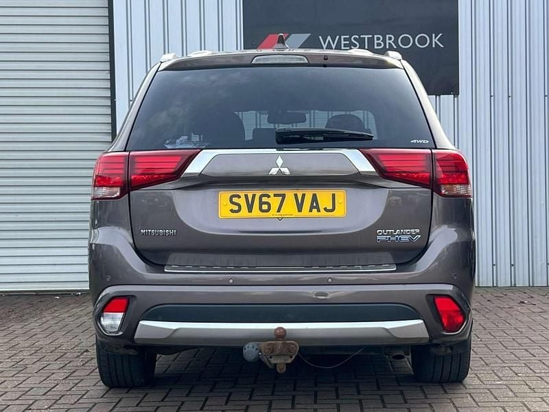 Used Mitsubishi Outlander P-HEV 2017 Brown SUV