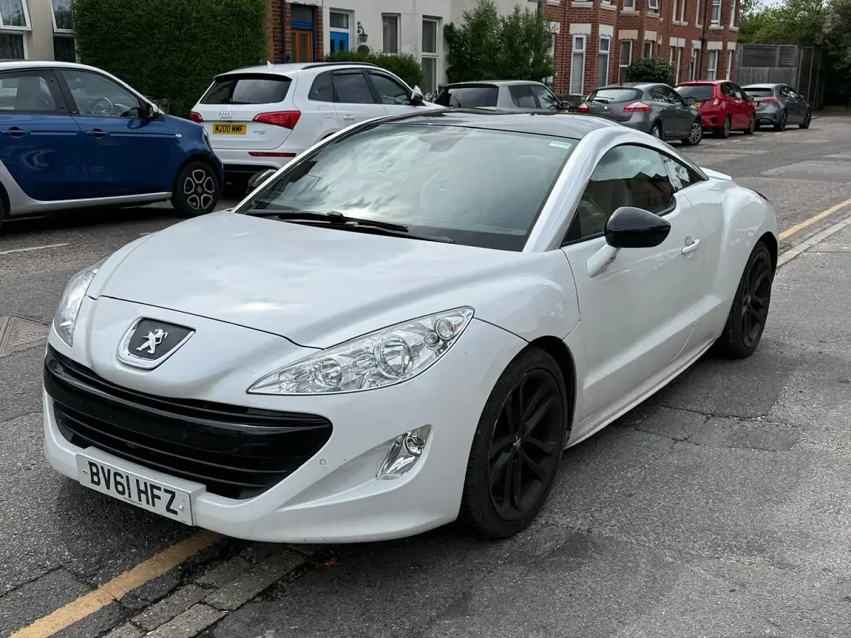 Used Peugeot RCZ GTi 163 HP (119 kW) 2011 White Coupe