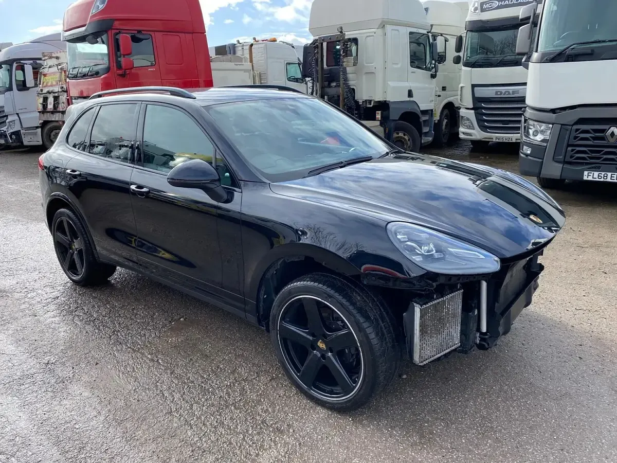 Used Porsche Cayenne Platinum Edition 2017 Black SUV