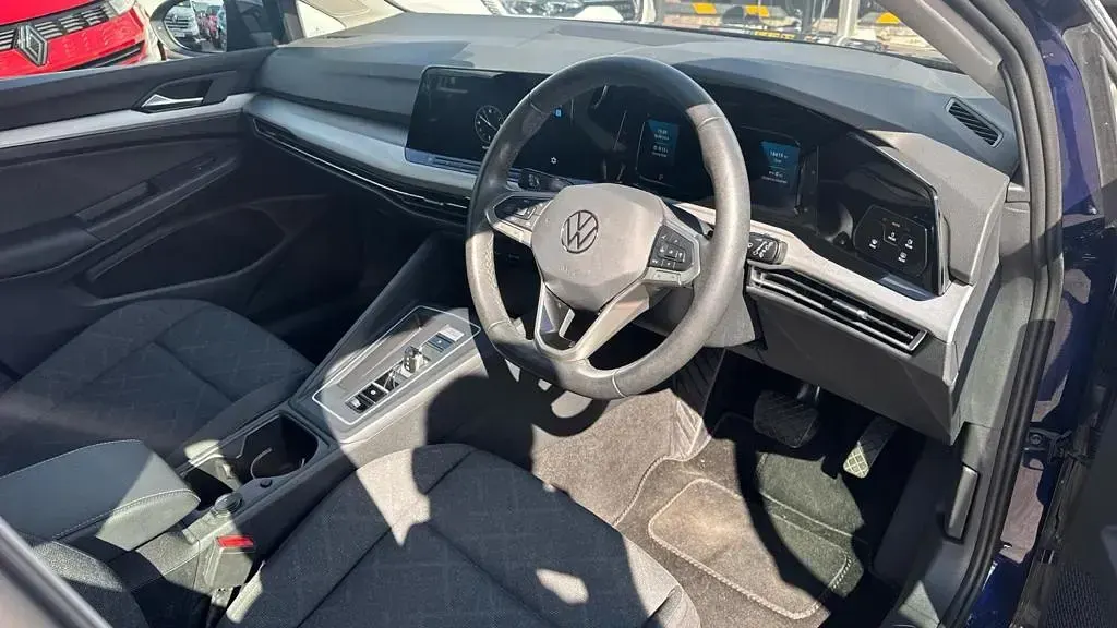 Used VW Golf VIII Life 2023 Blue Hatchback