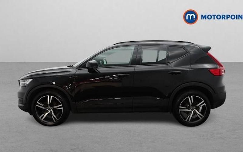 Used Volvo XC40 R-Design 163 HP (119 kW) 2020 Black SUV
