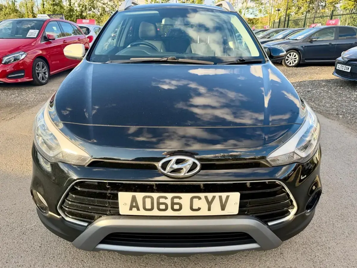 Used Hyundai i20 Active 2016 Black Hatchback