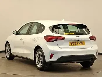 Używany Ford Focus Trend 125 KM (91 kW) 2023 Biały Hatchback