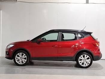 Used Seat Arona SE Technology 95 HP (69 kW) 2018 Red SUV