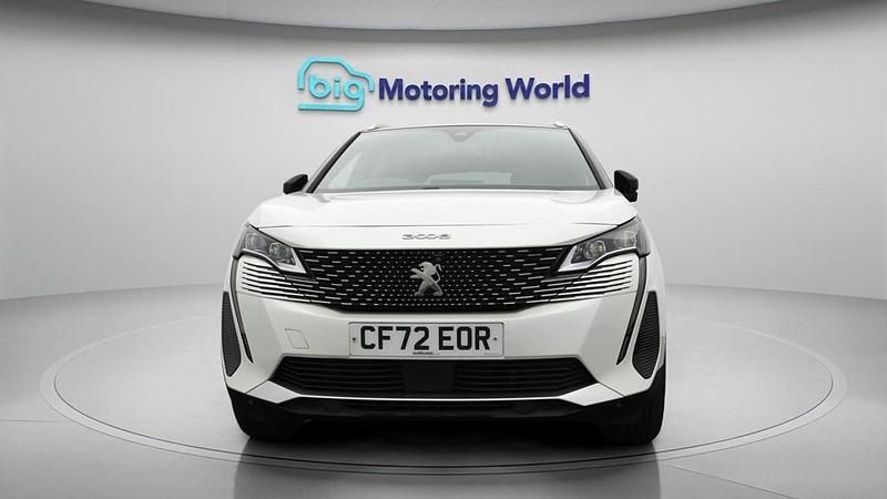 Used Peugeot 3008 Premium 130 HP (95 kW) 2023 White SUV