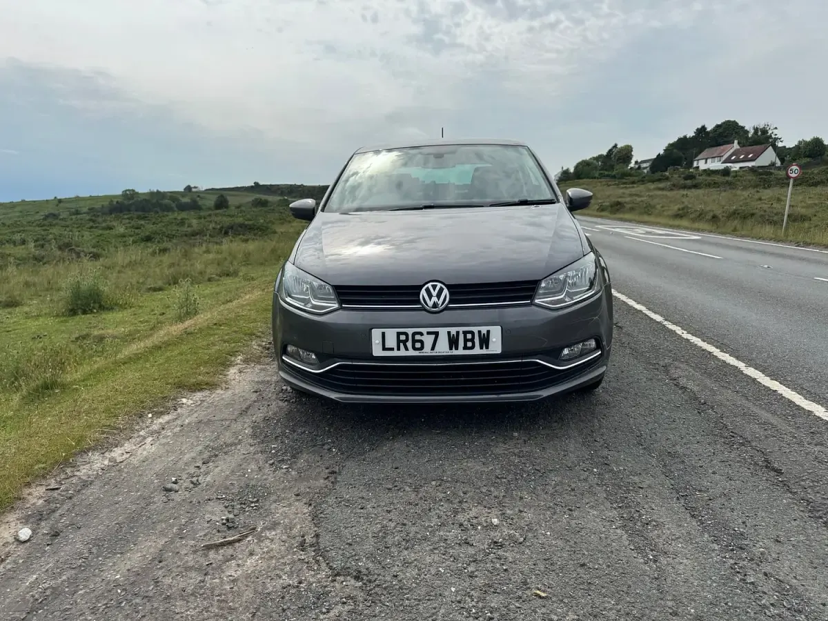Used VW Polo Edition 90 HP (66 kW) 2017 Grey Hatchback