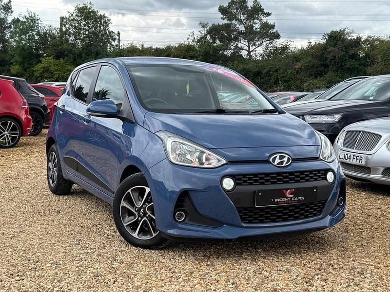 Blue Used 2017 Hyundai i10 Premium Hatchback | £6,879 (Good price) - Image 1/4