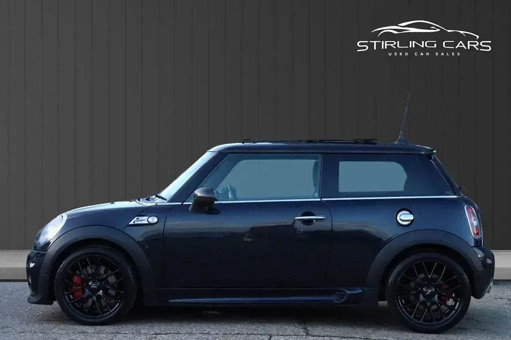 Used Mini John Cooper Works Hatch 211 HP (155 kW) 2008 Black Hatchback