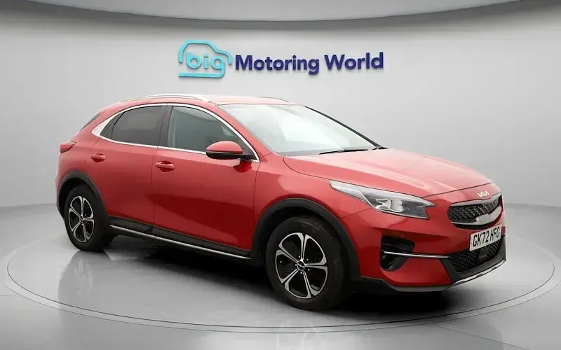 Usado Kia XCeed 141 HP (103 kW) 2022 Vermelho SUV