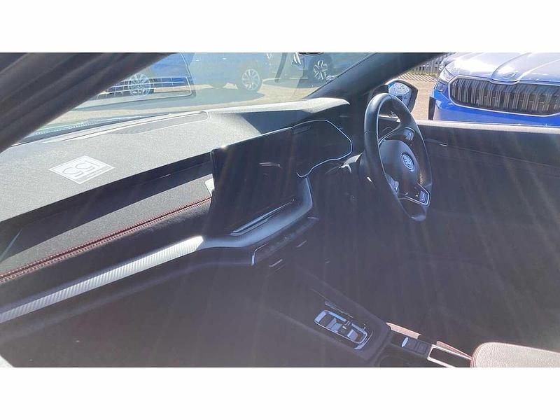 Used Skoda Octavia vRS 265 HP (194 kW) 2024 Grey Hatchback