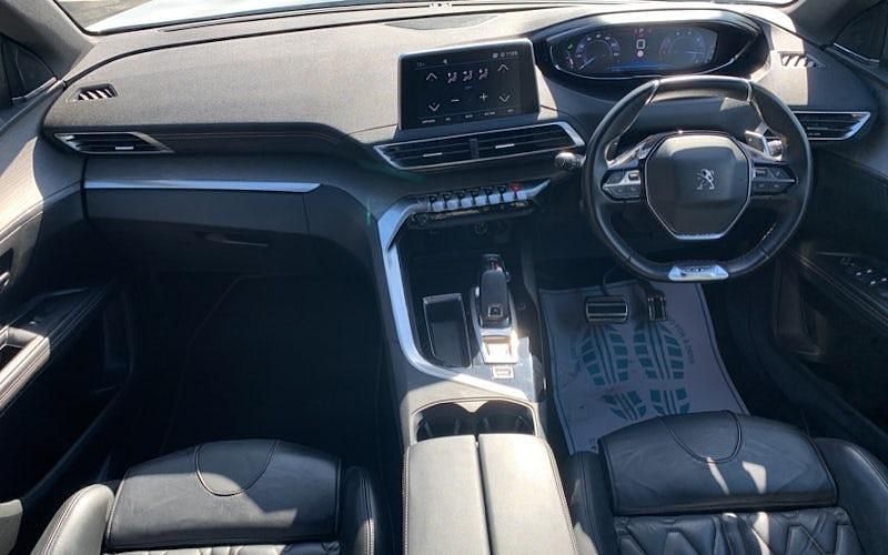 Used Peugeot 5008 GTi 179 HP (131 kW) 2019 Yellow SUV