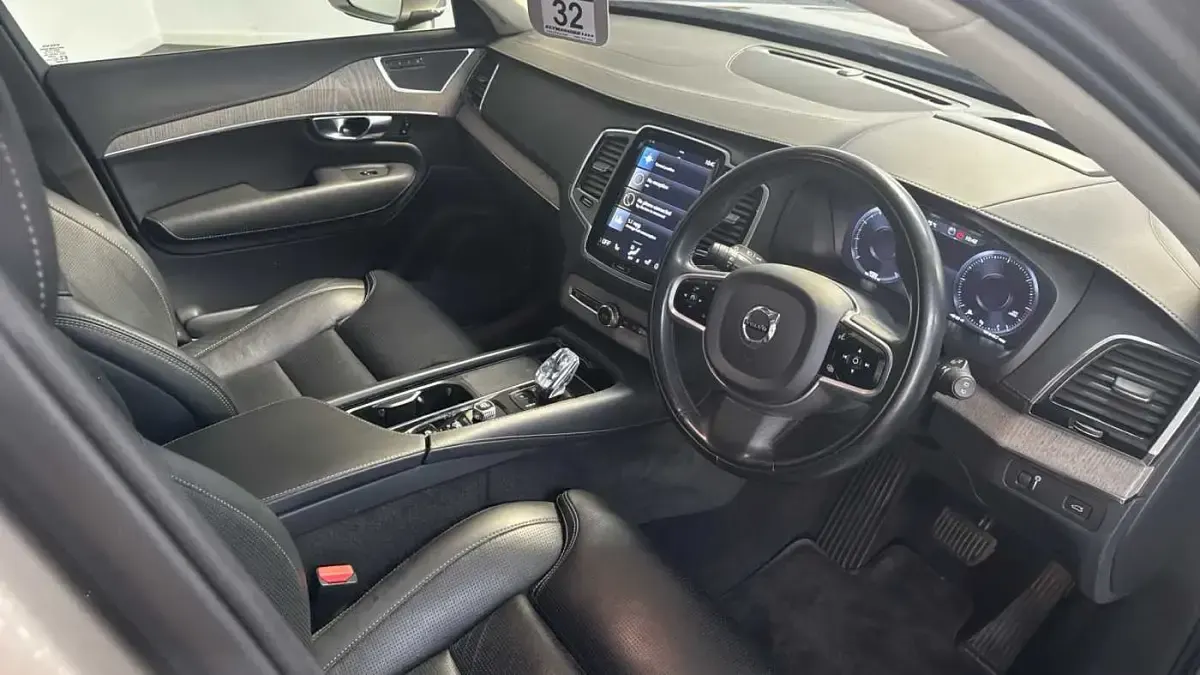 Used Volvo XC90 Inscription 232 HP (170 kW) 2021 SUV