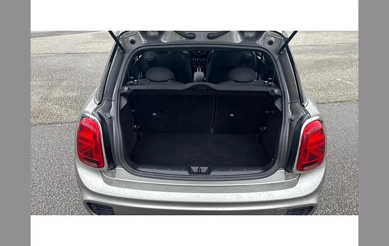 Used Mini Cooper S Sport 192 HP (141 kW) 2019 Silver Hatchback