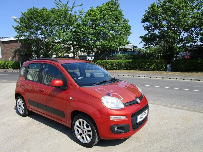 Red Used 2012 Fiat Panda Lounge Hatchback | £4,295 (Fair price) - Image 1/4