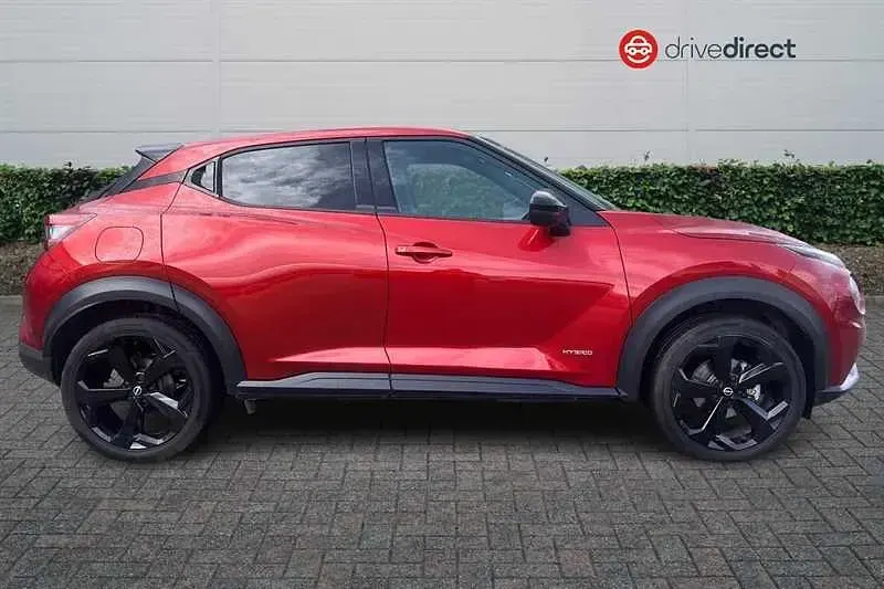 Used Nissan Juke Tekna 143 HP (105 kW) 2024 Red SUV