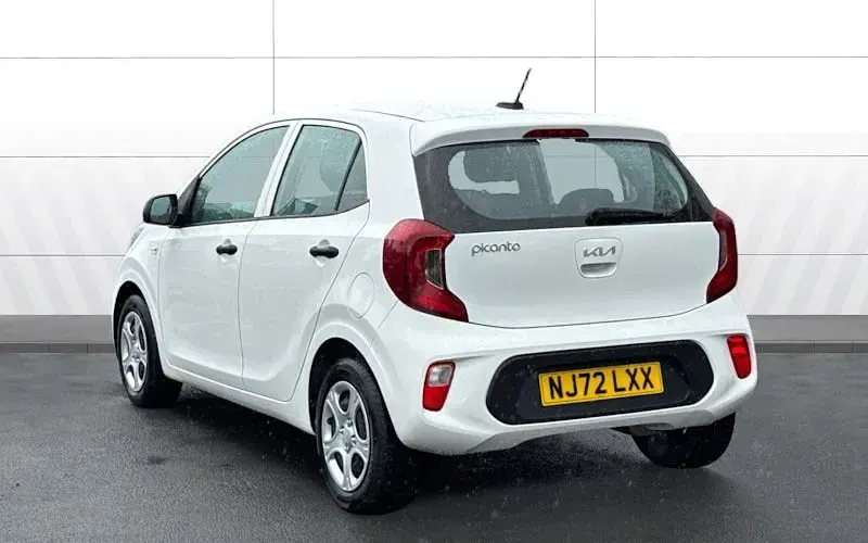 Used Kia Picanto 67 HP (49 kW) 2024 Hatchback
