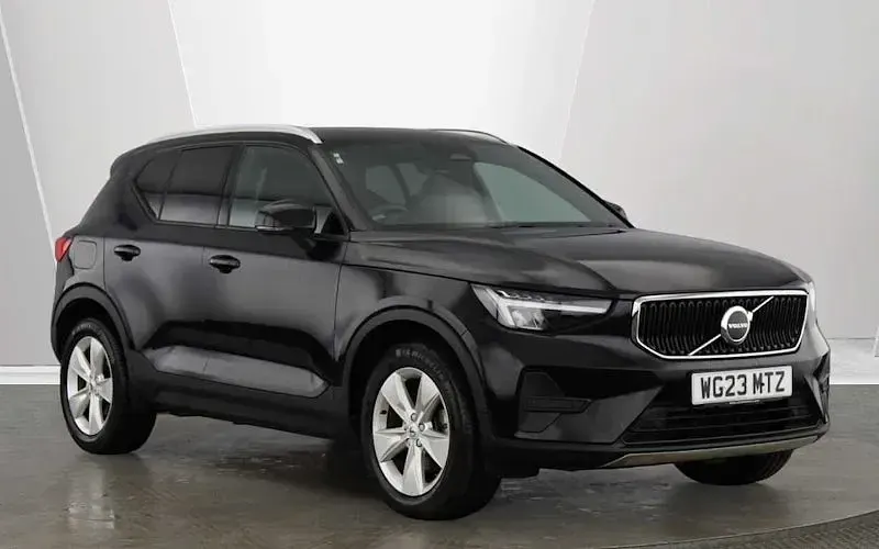 Used Volvo XC40 Core 163 HP (119 kW) 2023 SUV
