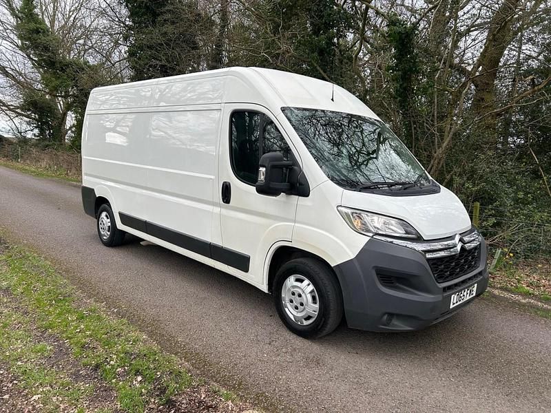 Used Citroën Relay 130 HP (95 kW) 2015 White Van