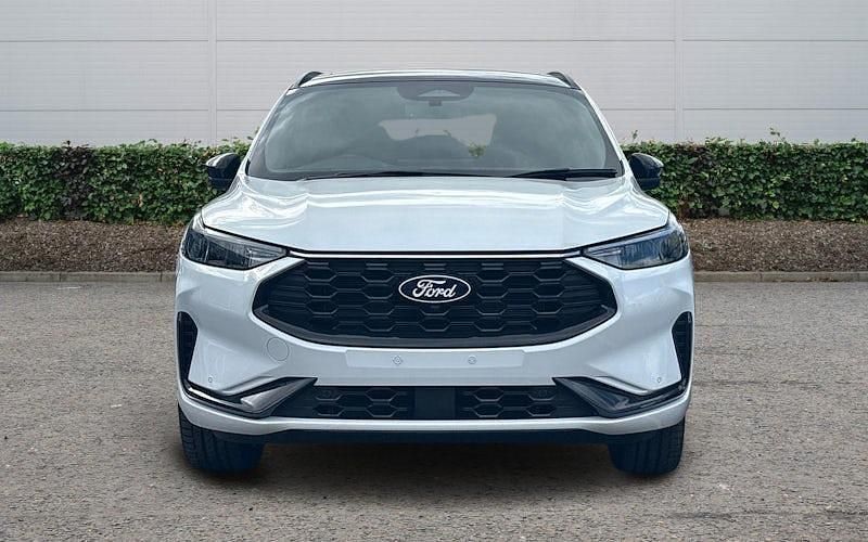 New Ford Kuga ST-Line X 242 HP (177 kW) 2026 SUV