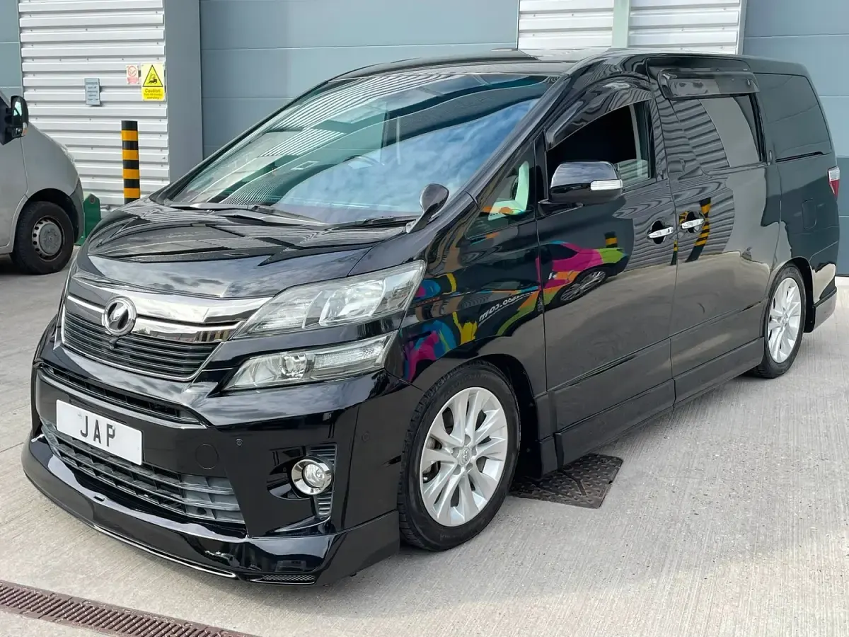 Used Toyota Alphard 2011 Black MPV
