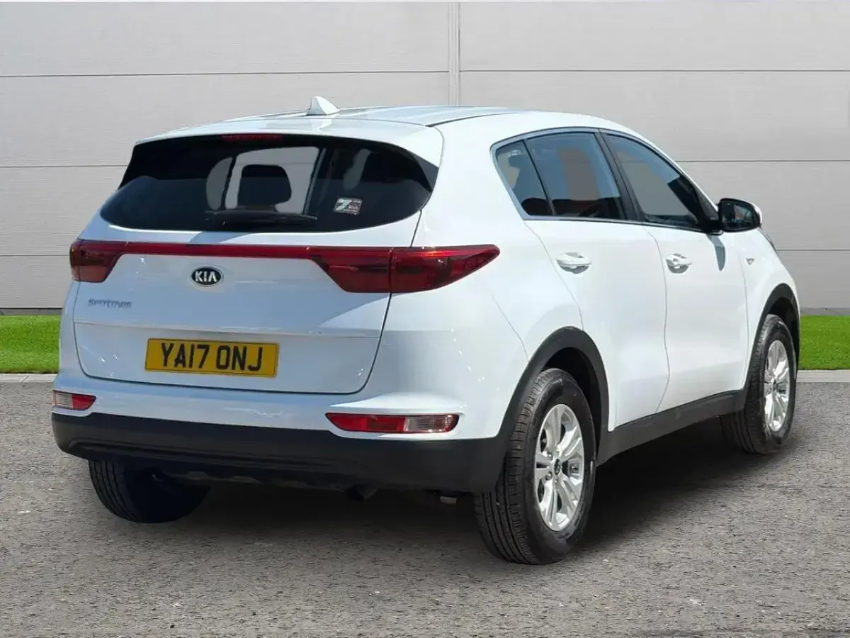 Used Kia Sportage 130 HP (95 kW) 2017 White SUV