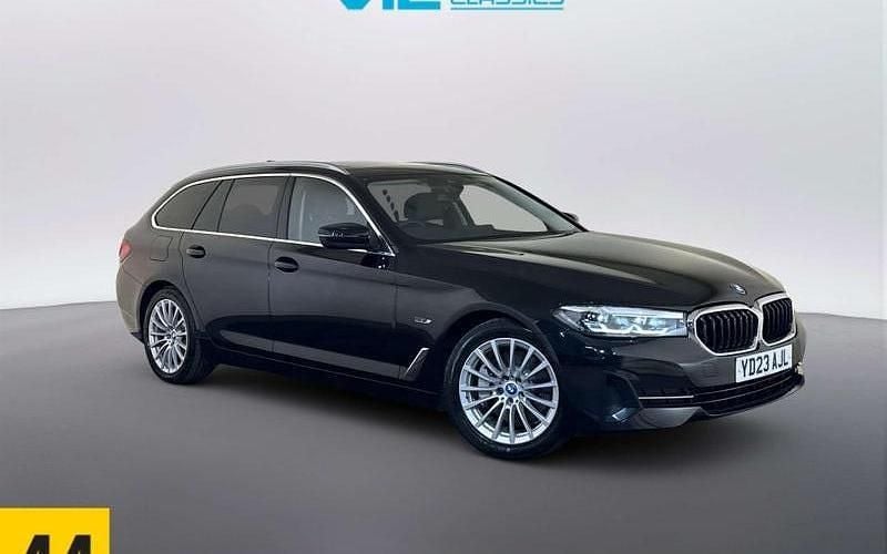 Usado BMW 530e Comfort Edition 292 HP (214 kW) 2023 Carrinha