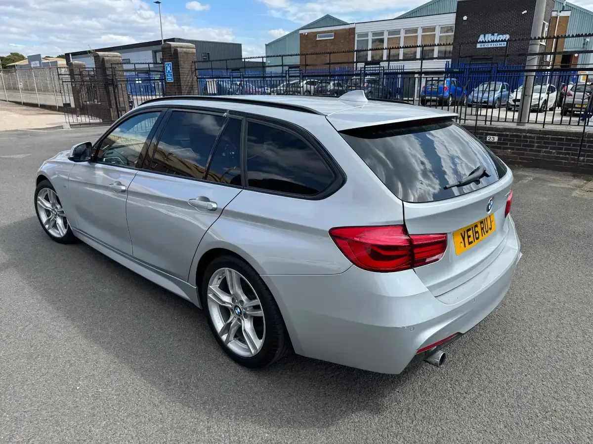 Used BMW 318 M Sport 147 HP (108 kW) 2016 Silver Estate