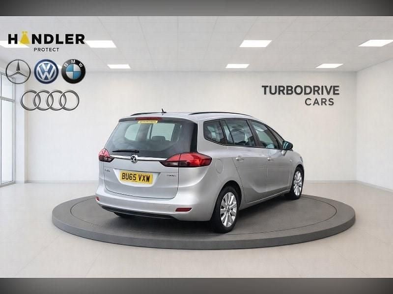 Used Vauxhall Zafira 140 HP (102 kW) 2015 Silver MPV
