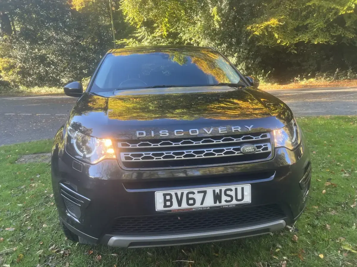 Used Land Rover Discovery Sport SE 150 HP (110 kW) 2018 Black SUV
