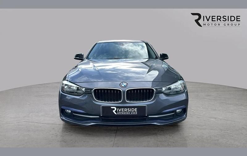Used BMW 320 Sport Line 190 HP (139 kW) 2017 Grey Sedan