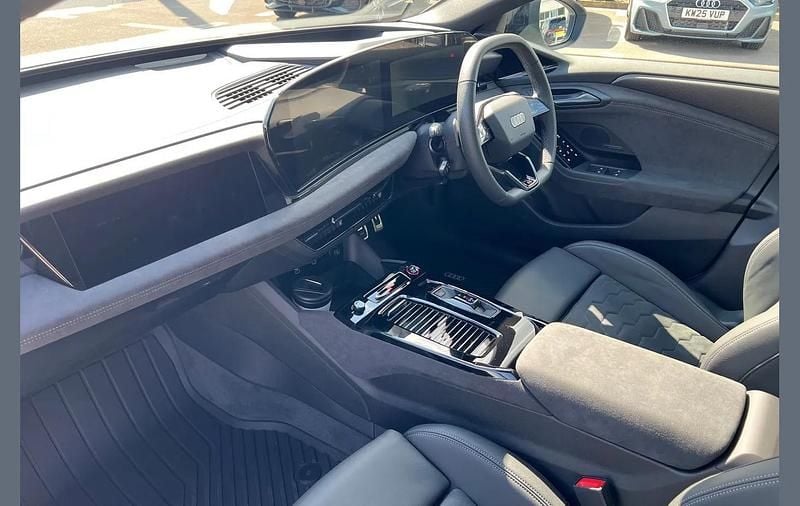 Used Audi e-tron Performance 269 kW (367 HP) 2025 White SUV