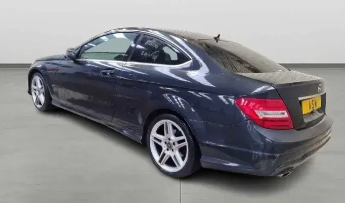 Used Mercedes C180 AMG 156 HP (114 kW) 2012 Black Coupe