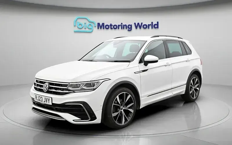 Używany VW Tiguan R-line 150 KM (110 kW) 2023 Biały SUV