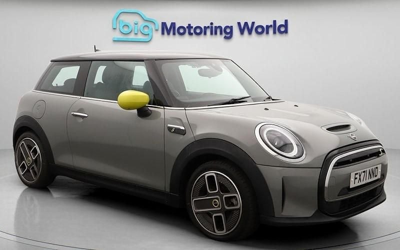 Used 2023 Mini Cooper Level 2 Hatchback | £12,200 (Fair price) - Image 1/4