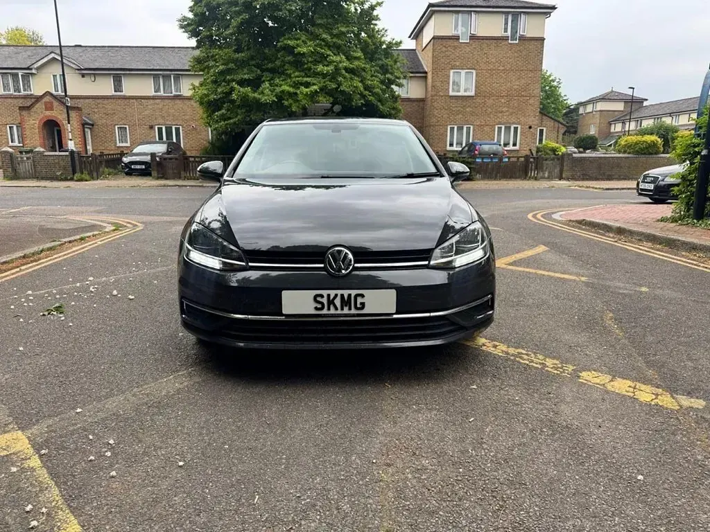 Used VW Golf VII SE 115 HP (84 kW) 2018 Grey Hatchback