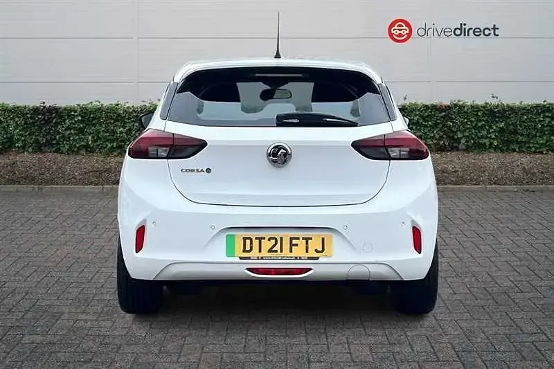 Usado Vauxhall Corsa-e 100 kW (136 HP) 2021 Branco Citadino