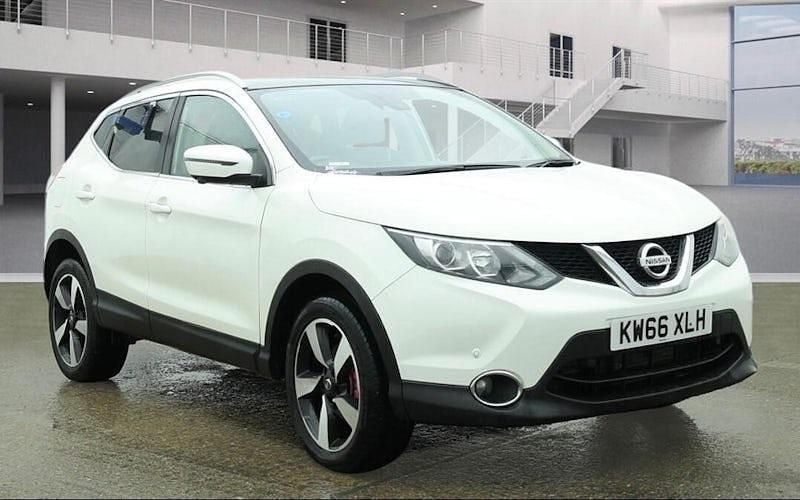 Used Nissan Qashqai N-Connecta 131 HP (96 kW) 2016 SUV