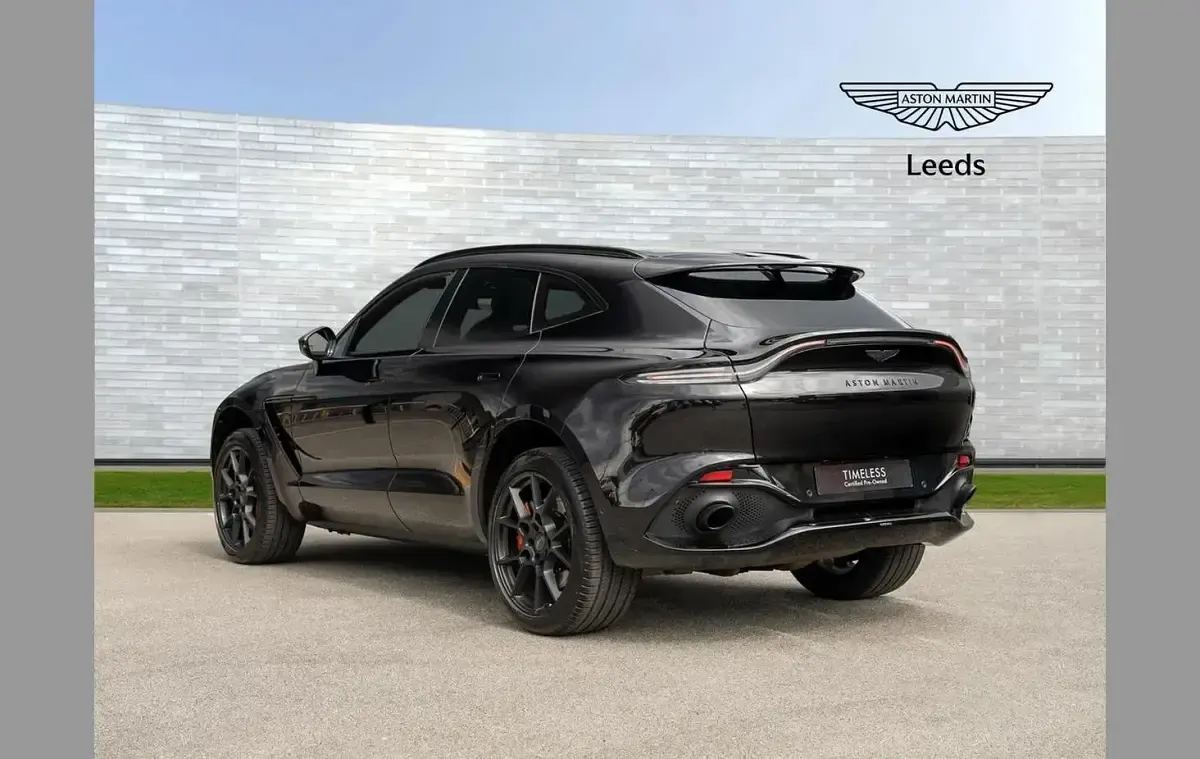 Used Aston Martin DBX 550 HP (404 kW) 2021 Black SUV
