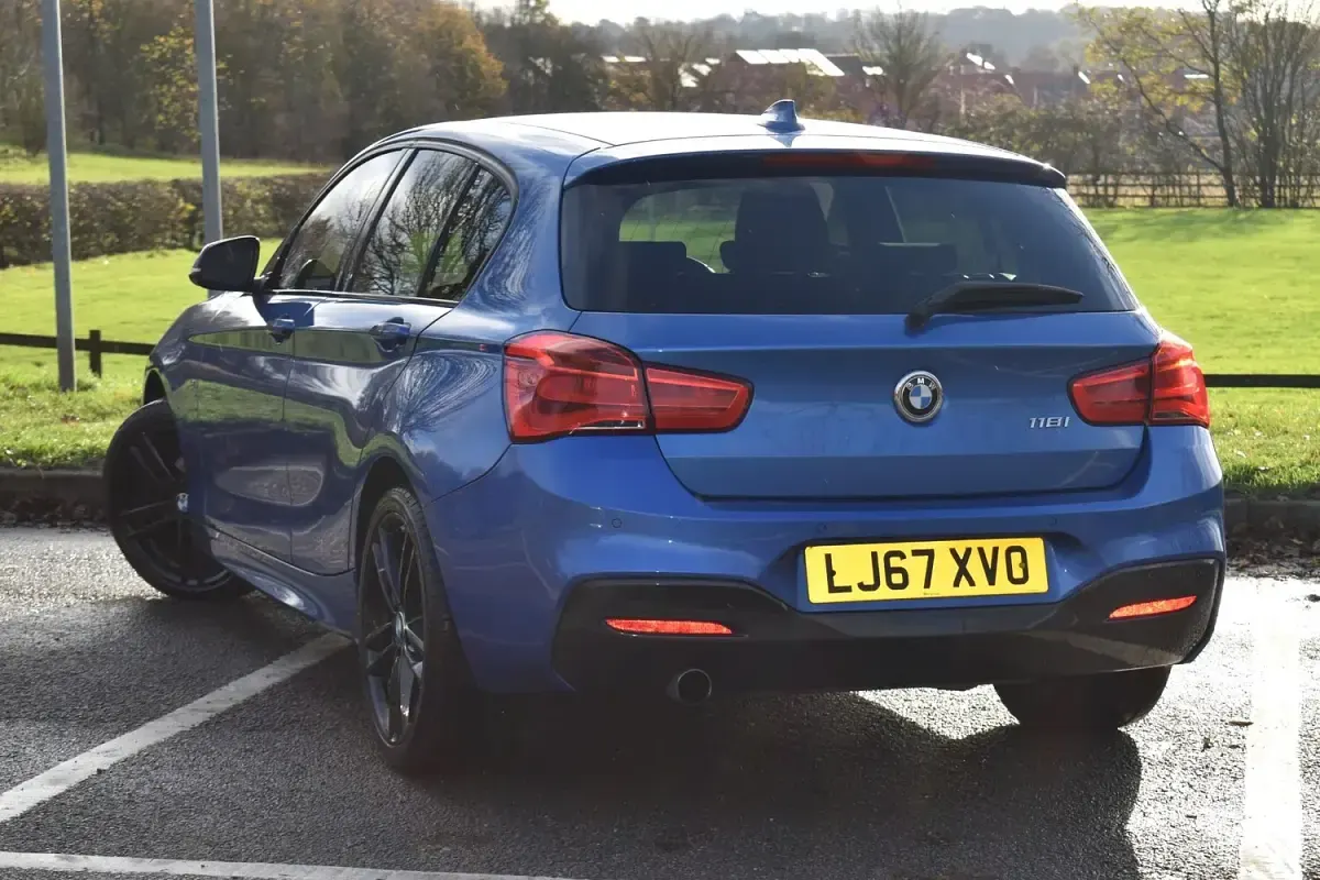 Used BMW 118 M Sport 136 HP (100 kW) 2017 Blue Hatchback