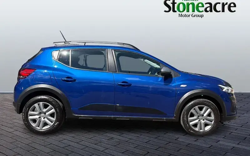 Used Dacia Sandero Expression 91 HP (66 kW) 2023 Blue Hatchback