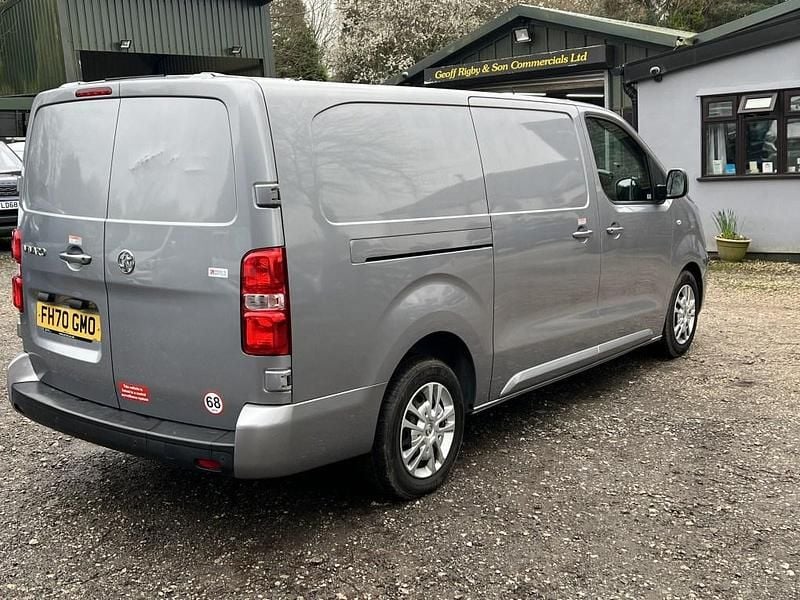 Used Vauxhall Vivaro Sportive 150 HP (110 kW) 2021 Grey MPV